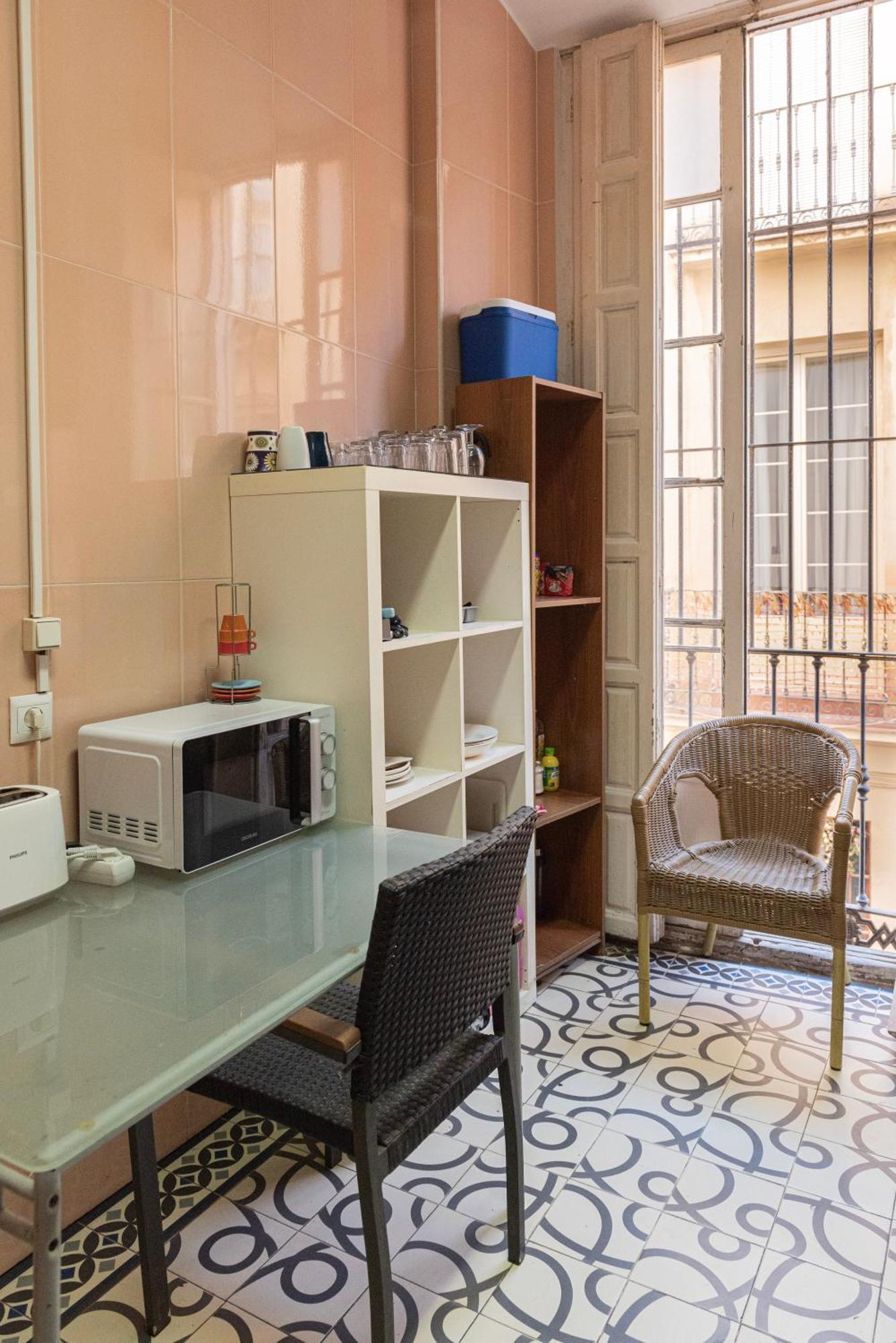 Private Rooms In Historic Building On The Square 말라가 외부 사진